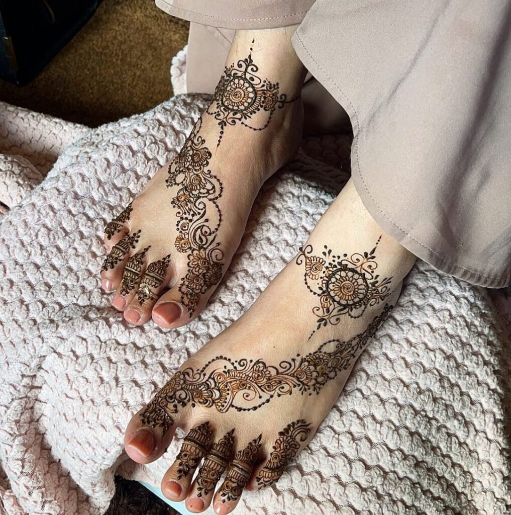 Foot Mehndi Design