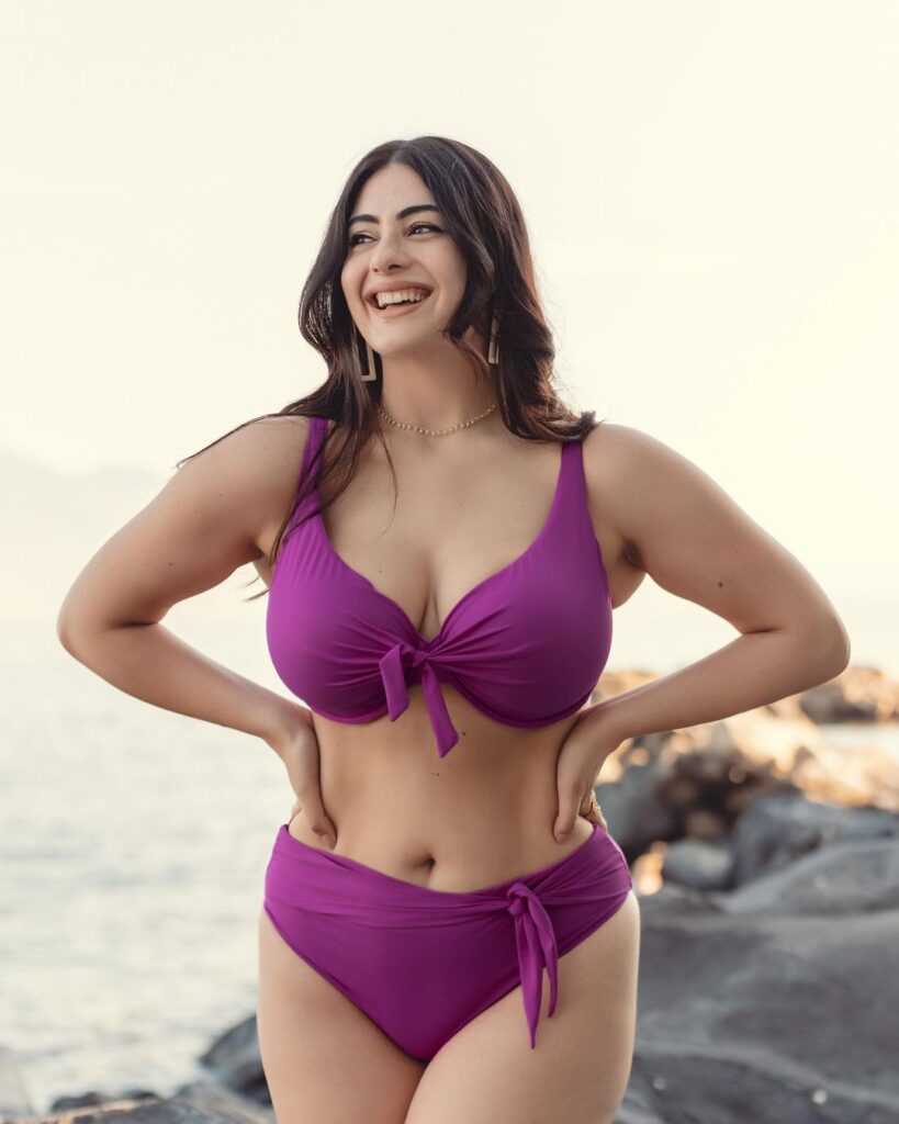 Paola Torrente Bikini